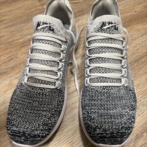 ATHLETIC PROPULSION LABS APL MEN'S TECHLOOM BREEZE SIZE 13 WHITE/BLACK/OMBRE